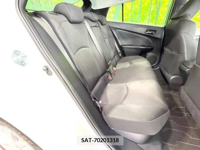 Toyota PRIUS 2022-01 236232-9