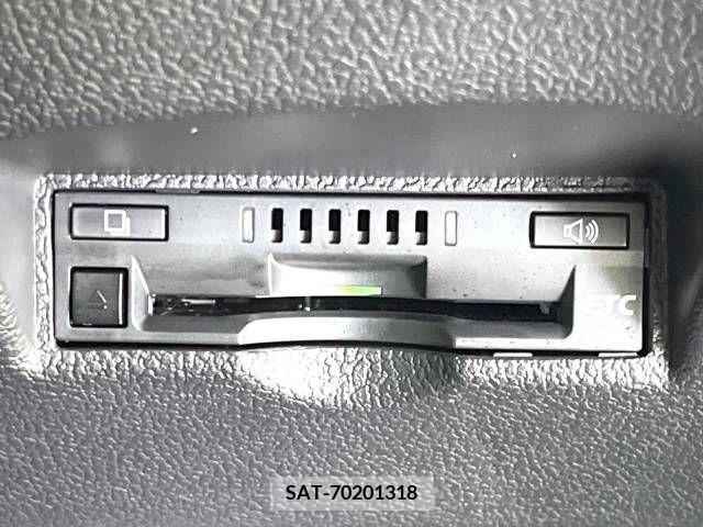 Toyota PRIUS 2022-01 236232-6