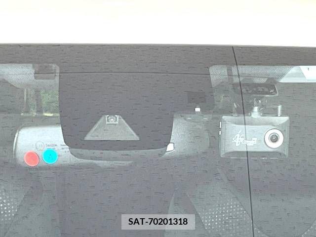 Toyota PRIUS 2022-01 236232-2