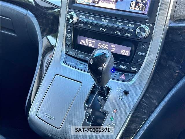 Toyota VELLFIRE 2011-11 369844-13