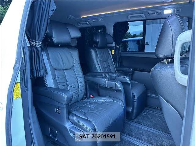 Toyota VELLFIRE 2011-11 369844-25