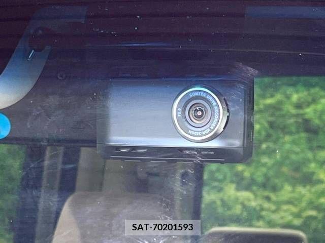 Honda N BOX 2018-06 306982-5