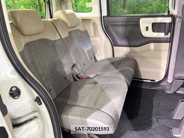 Honda N BOX 2018-06 306982-9