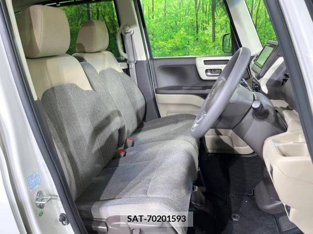 Honda N BOX 2018-06 306982-8