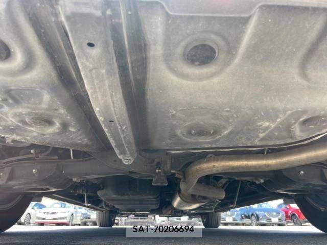 Toyota ALPHARD 2017-11 355326-10