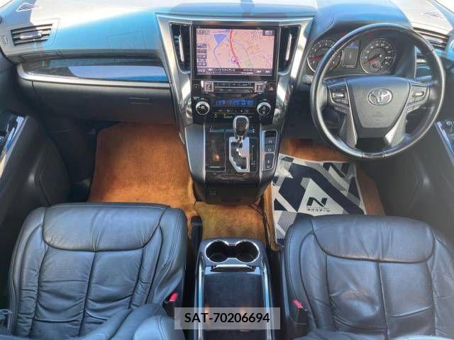 Toyota ALPHARD 2017-11 355326-1