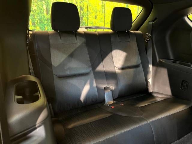 Mazda CX-8 2018-10 14731-10