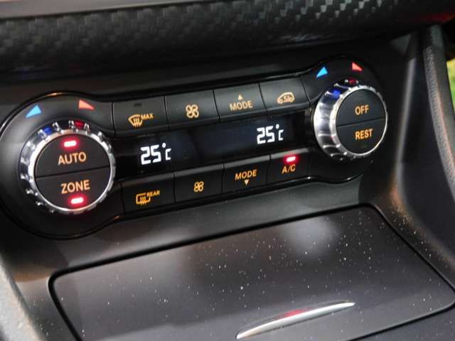 Mercedes Benz A-CLASS 2014-01 20048-12