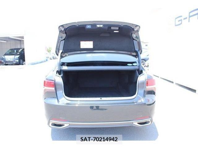 Lexus LS 2018-03 317488-12