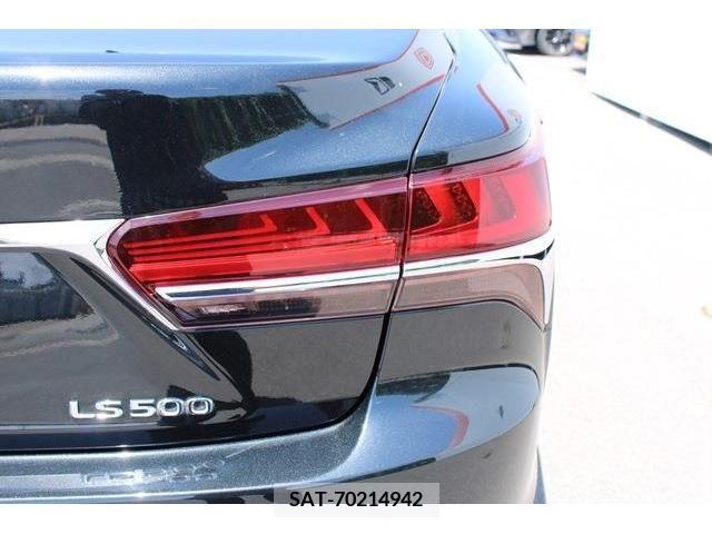 Lexus LS 2018-03 317488-10