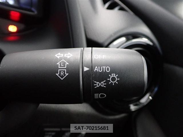 Mazda MAZDA2 2022-02 220557-19