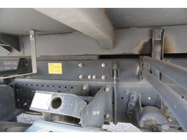 Isuzu FORWARD 2017-01 24064-10
