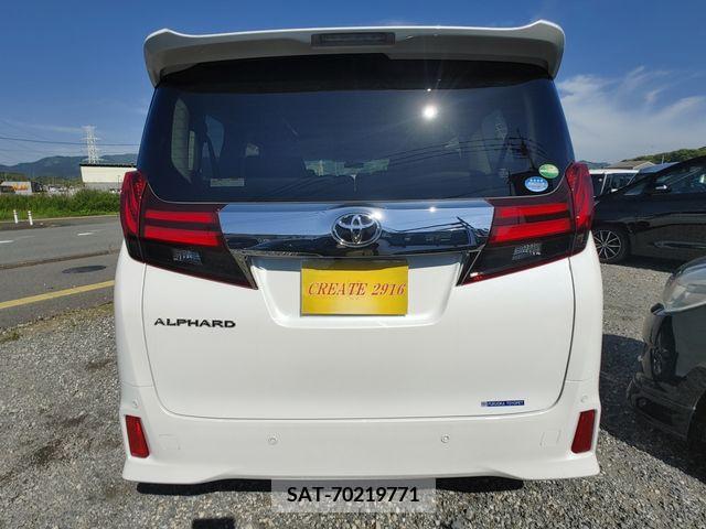 Toyota ALPHARD 2017-09 280416-5