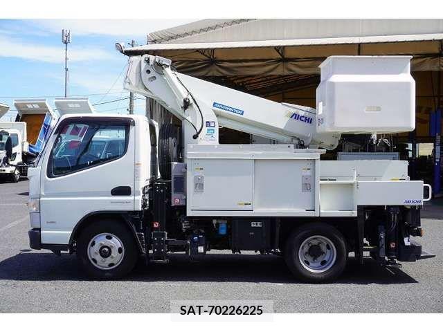 Mitsubishi CANTER 2018-03 342406-2