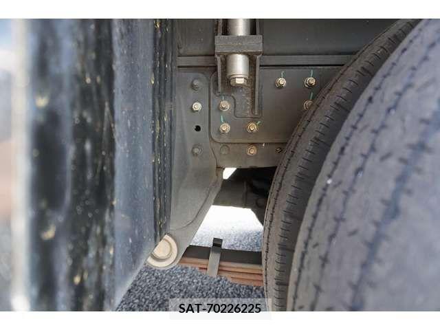 Mitsubishi CANTER 2018-03 342406-9