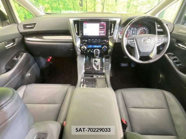 Toyota ALPHARD 2021-04 345082-1