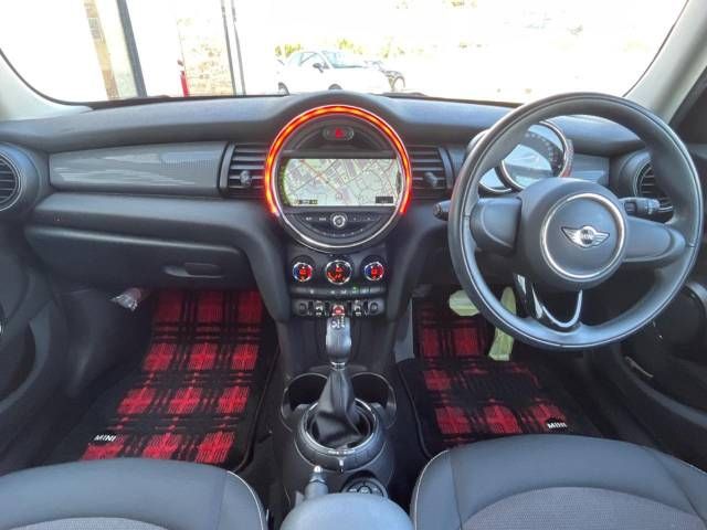 Bmw MINI 2015-04 180576-1
