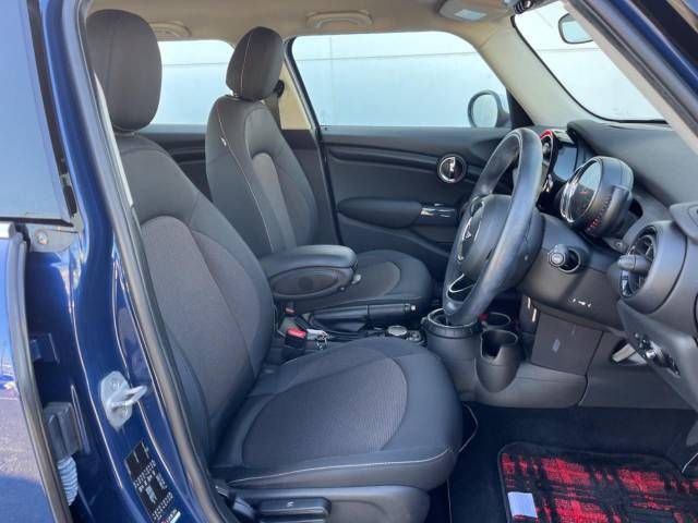 Bmw MINI 2015-04 180576-8