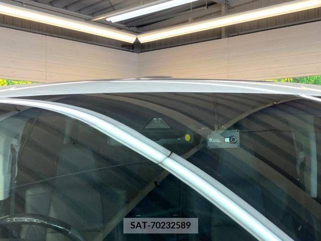 Toyota ALPHARD 2018-04 244723-6