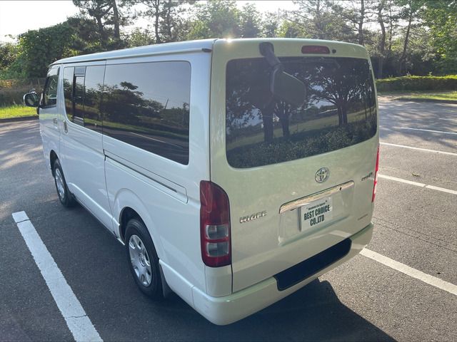 Toyota HIACE VAN 2011-03 8007-13