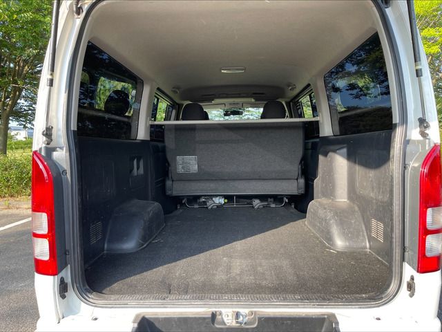 Toyota HIACE VAN 2011-03 8007-9