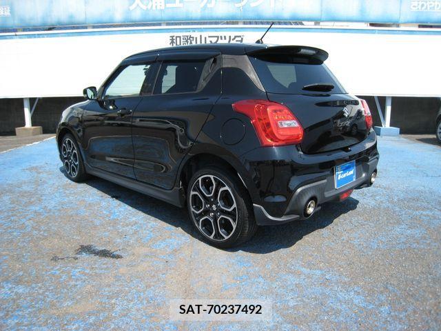 Suzuki SWIFT 2018-01 369001-2