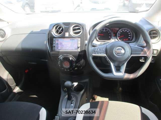 Nissan NOTE 2017-04 302418-14