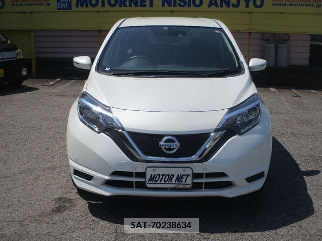 Nissan NOTE 2017-04 302418-5