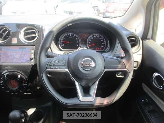 Nissan NOTE 2017-04 302418-13