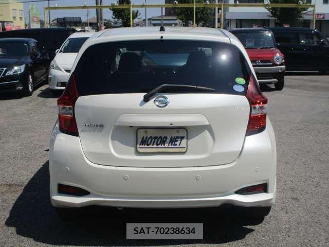 Nissan NOTE 2017-04 302418-9