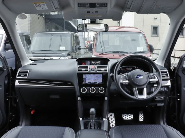 Subaru FORESTER 2018-03 10345-7
