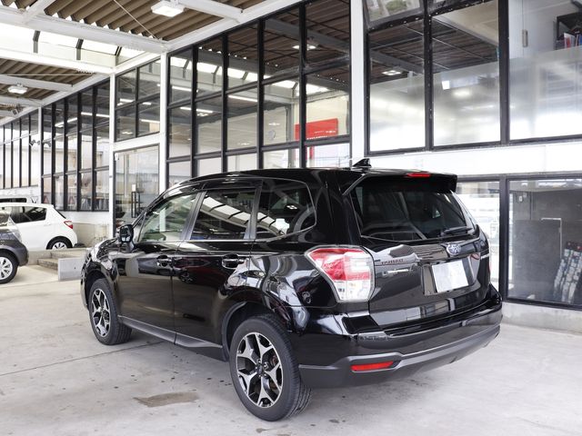 Subaru FORESTER 2018-03 10345-4