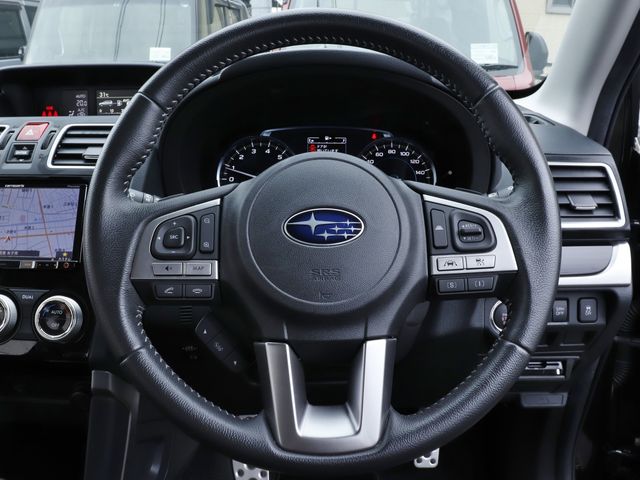 Subaru FORESTER 2018-03 10345-13