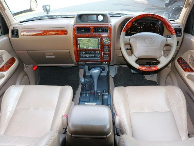 Toyota PRADO 2002-01 17720-1