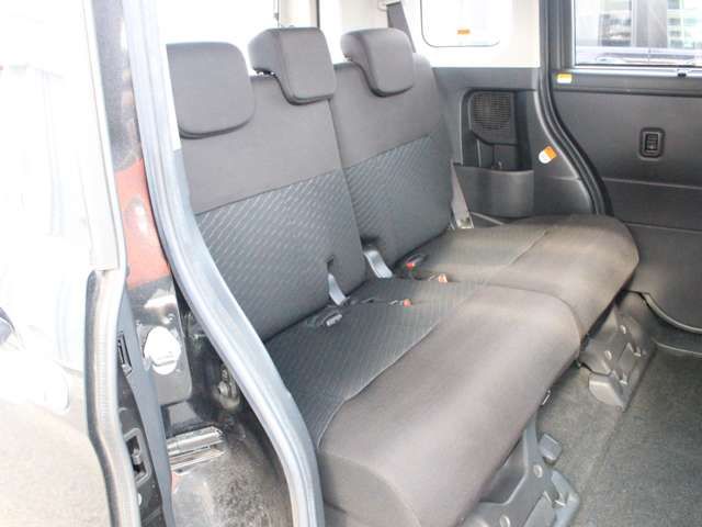 Toyota ROOMY 2018-11 15532-12