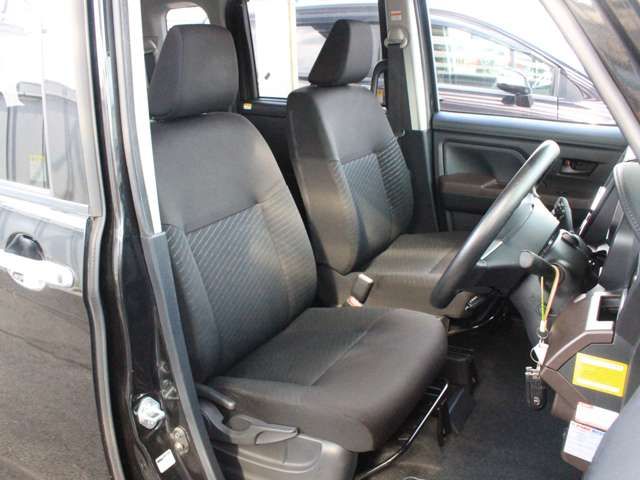 Toyota ROOMY 2018-11 15532-11