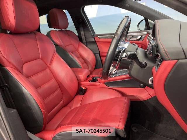 Porsche MACAN 2015-03 320067-9
