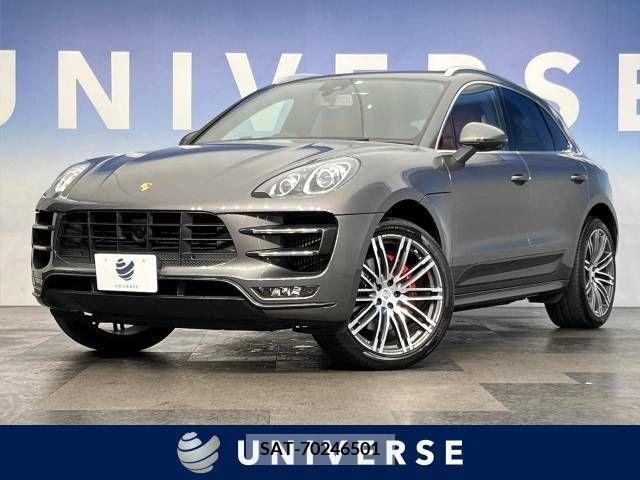 Porsche MACAN 2015-03 320067-0