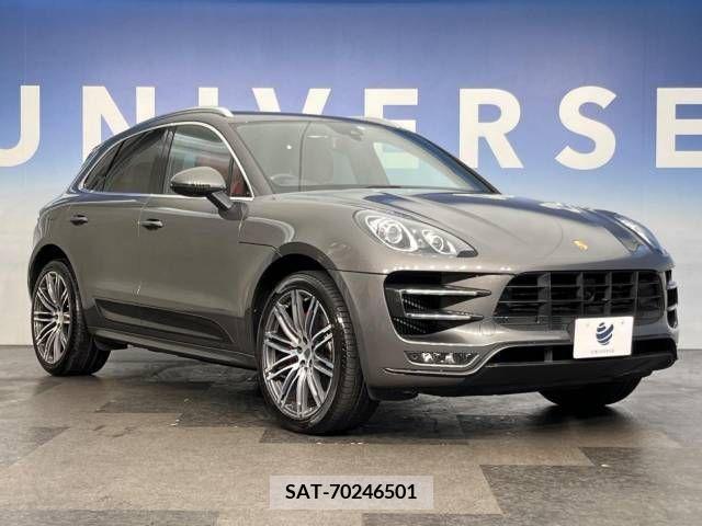 Porsche MACAN 2015-03 320067-13