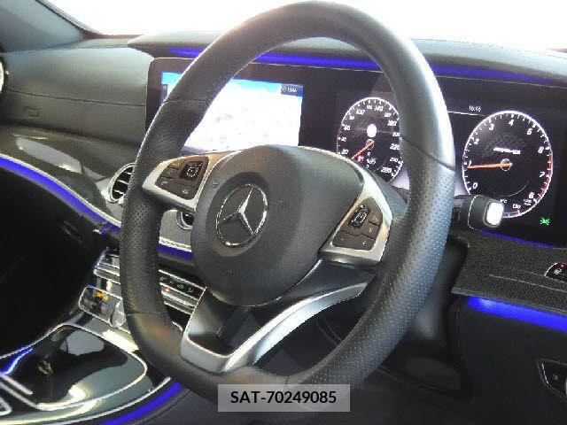 Amg E-CLASS 2017-05 215508-15
