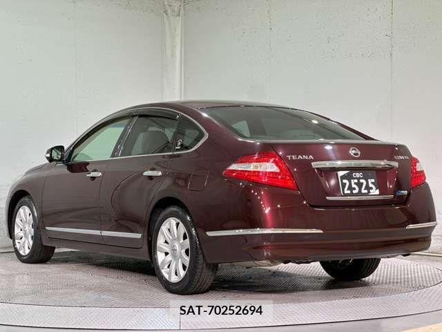 Nissan TEANA 2011-08 215907-10