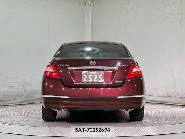 Nissan TEANA 2011-08 215907-9