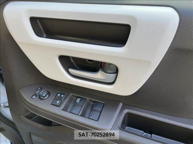 Honda N BOX 2021-12 252234-17