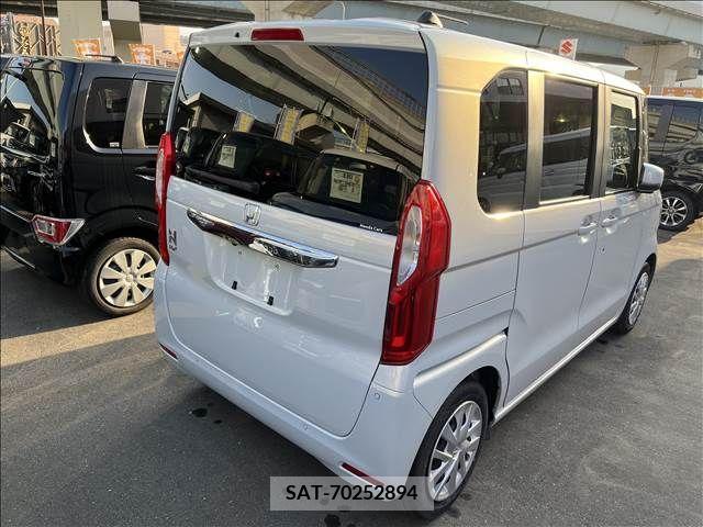 Honda N BOX 2021-12 252234-5