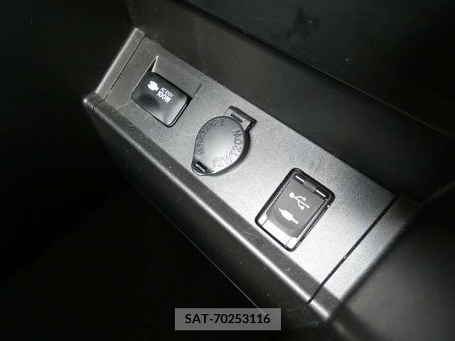 Toyota VELLFIRE 2016-01 369818-17