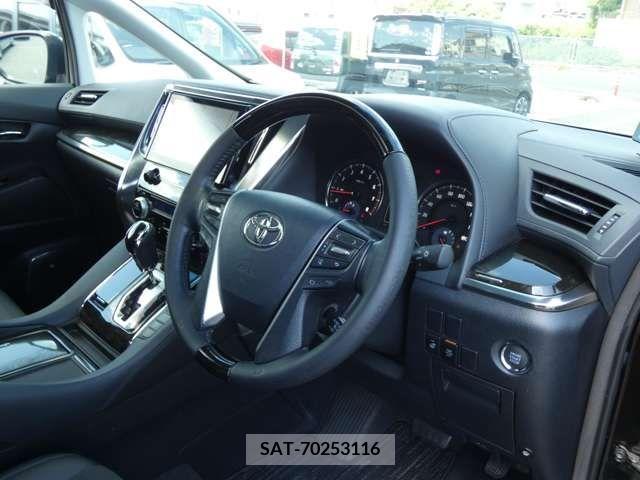 Toyota VELLFIRE 2016-01 369818-12