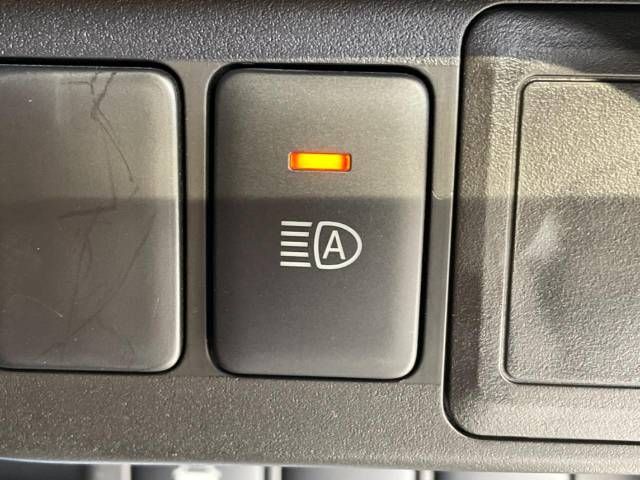 Nissan DAYZ 2018-12 15985-6
