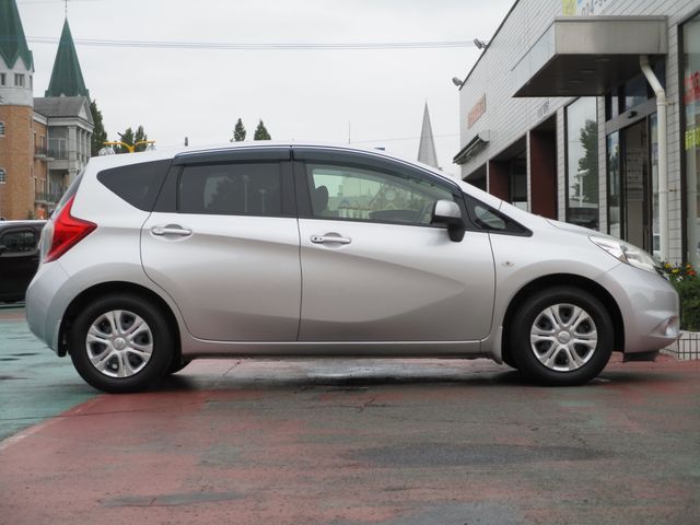 Nissan NOTE 2013-10 5897-4