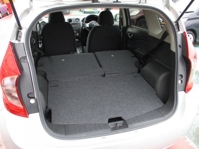 Nissan NOTE 2013-10 5897-8