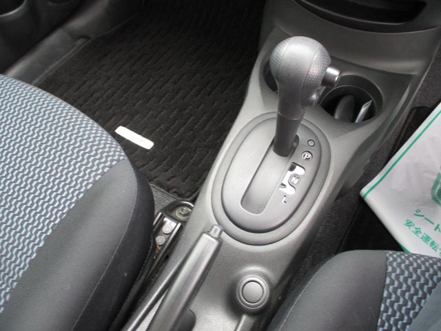 Nissan NOTE 2013-10 5897-11